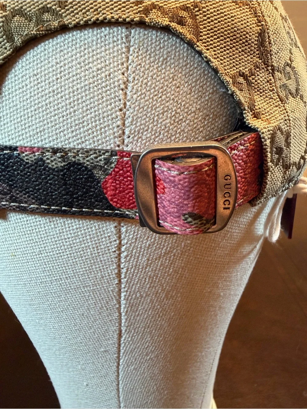 New Authentic Gucci GG Supreme Logo Baseball Hat Tan Pink Size L